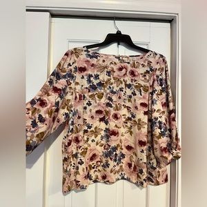 Lauren Conrad flowy floral blouse size XL